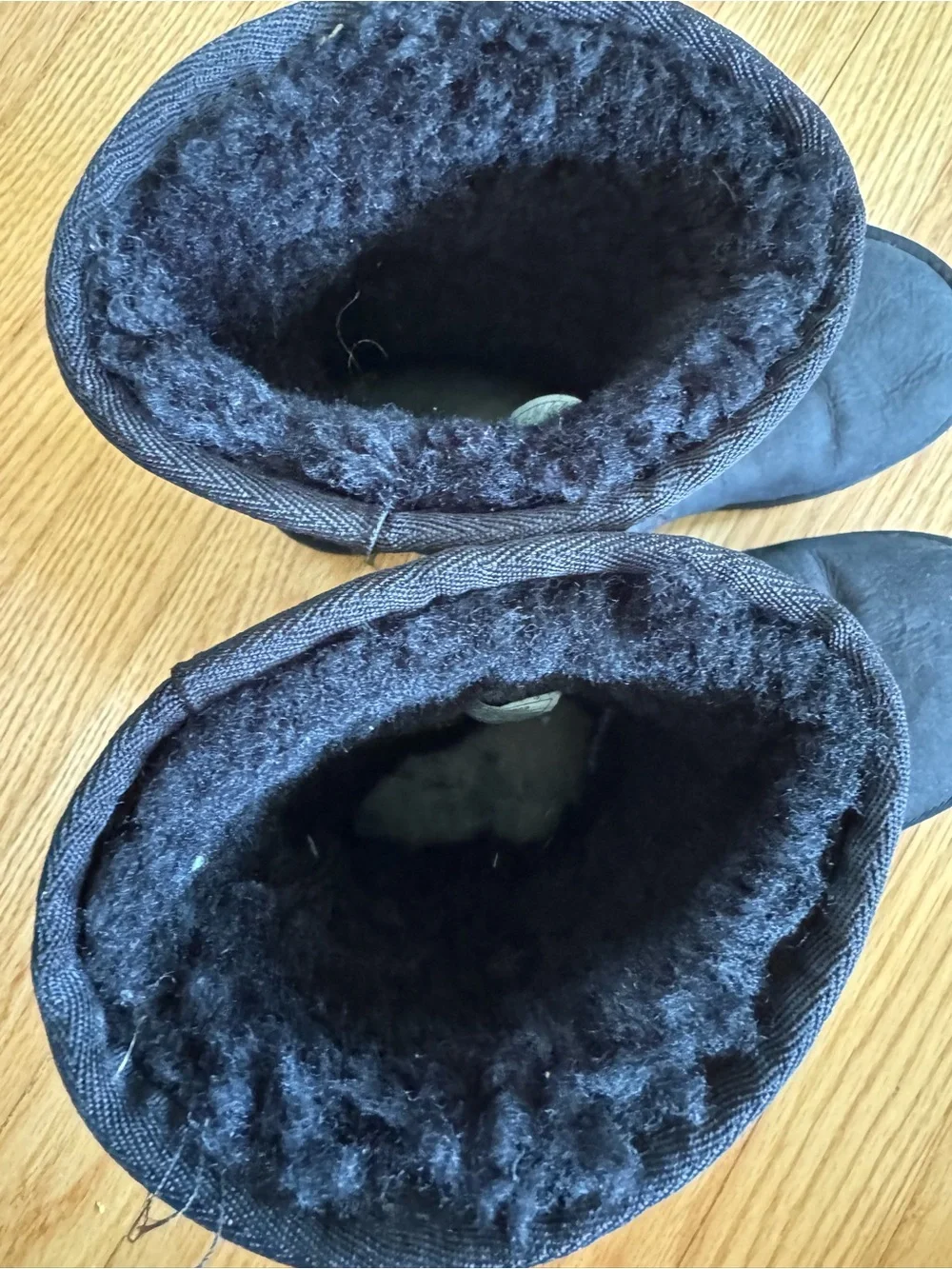 UGG short boots